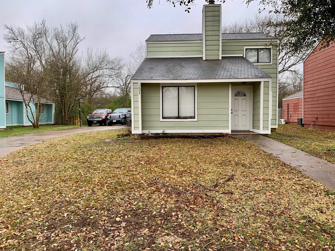 1604 Lemon Tree Ln, College Station, TX 77840 House for Rent in
