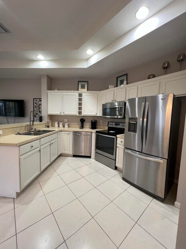 Building Photo - 8314 Mulligan 2221 Cir