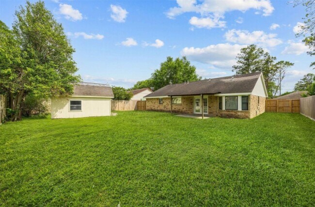 Foto del edificio - 9238 Rockhurst Dr