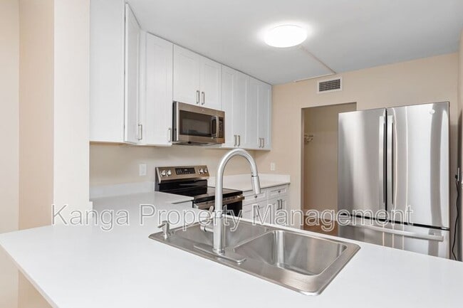 Building Photo - 11419 NW 35th St
