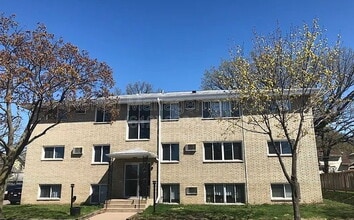 Building Photo - 1757 Thomas Ave W