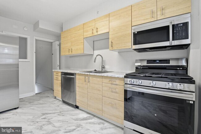 Foto del edificio - 182 Cherrydell Rd