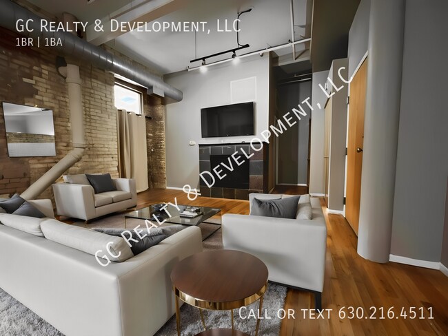 Foto del edificio - ***GOTHAM LOFT - 1 BDRM / GARAGE PARKING I...