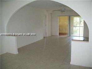 Foto del edificio - 8921 S Hollybrook Blvd