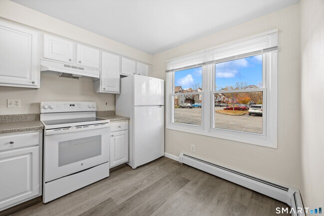 Foto del edificio - 145 Harbor Pond Dr