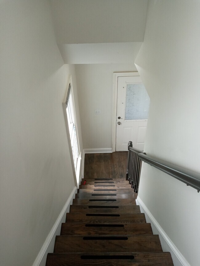Foto del edificio - 238 Wilbur Ave SE