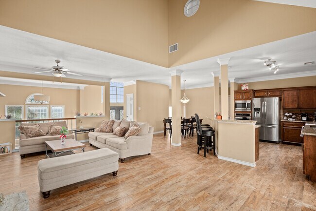 Foto del edificio - 6108 Cape Coral Dr