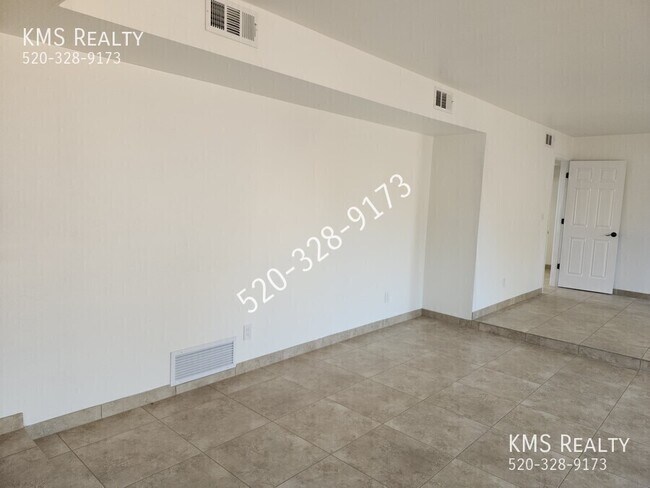 Foto del edificio - 500 E Eden Pl