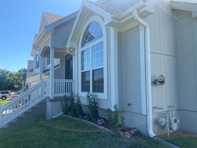 Foto del edificio - 15350 NW 127th St