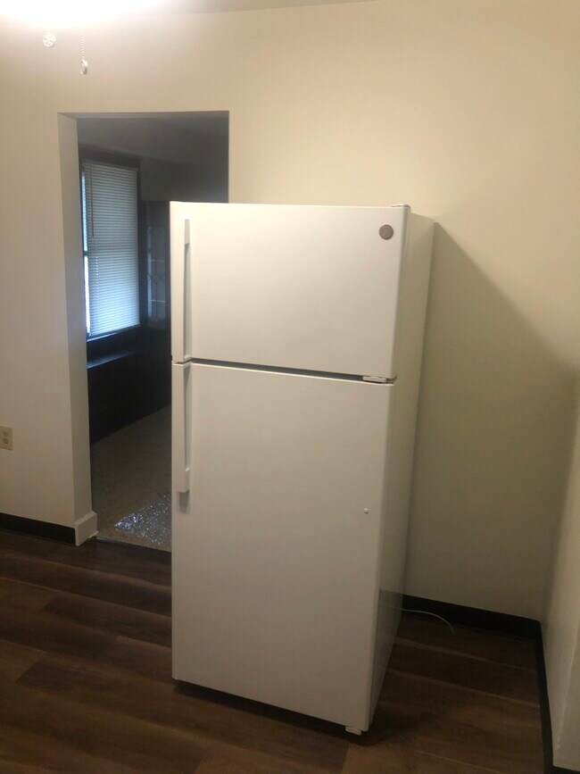 Foto del edificio - 4127 Clybourne Ave