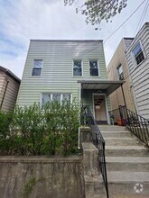 Building Photo - 282 Neptune Ave