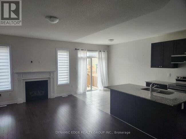 Building Photo - 58 Elmhurst St