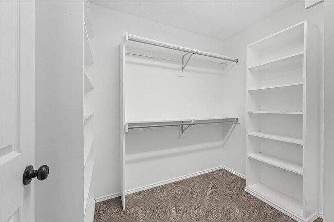 Building Photo - 206 Dorsett Ct
