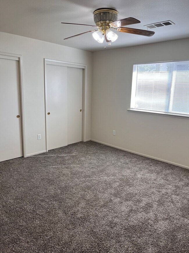 Foto del edificio - Available Now! 4 bedroom, 2 bath home in R...