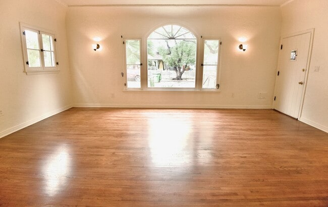 Living Room with Large Windows - 4755 Wiota St