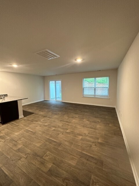 Foto del edificio - 405 Oakmont Valley Trl