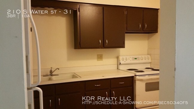 Building Photo - 3Br 1 Ba apartment . MUST SEE !!! (Olathe)