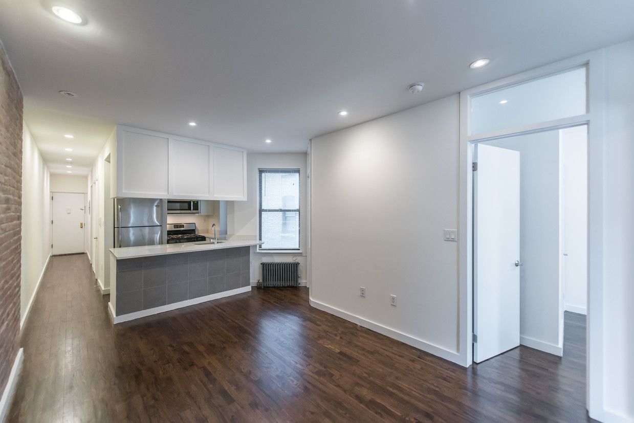 Foto principal - 552 W 126th St