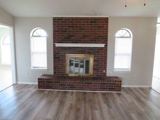 Foto del edificio - 4101 SW Parkridge Blvd