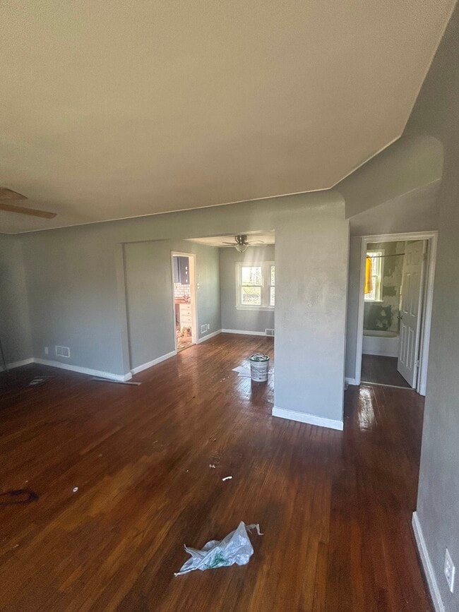 Building Photo - 1801 Engelholm Ave