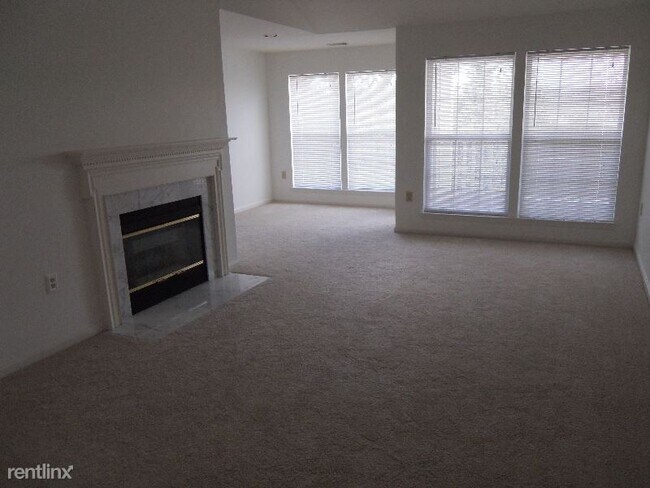 Building Photo - 5901 Millrace Ct