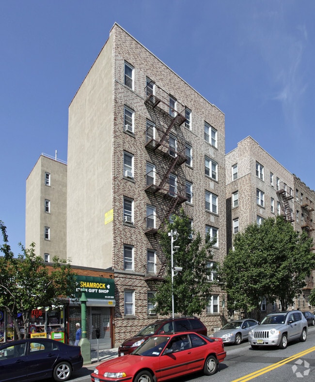 919921 McLean Ave, Yonkers, NY 10704 Apartments Yonkers, NY