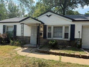 Building Photo - 9789 Dennis Dr