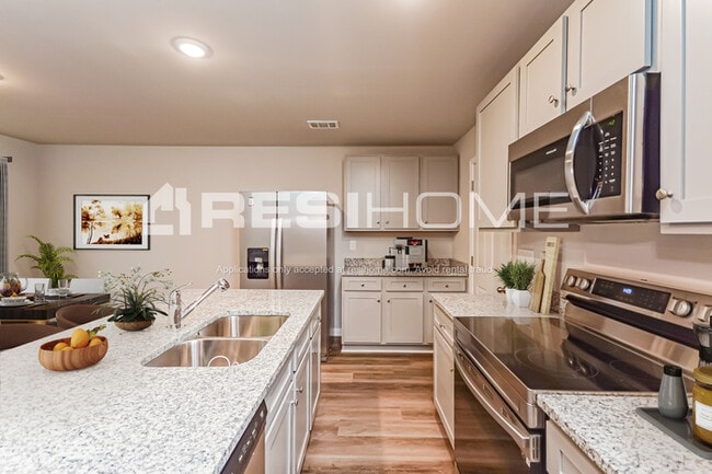 Foto del edificio - 110 Oak Brook Ln