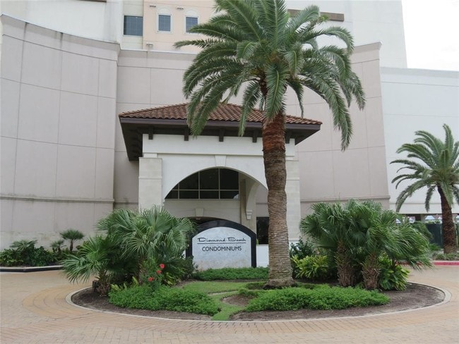 Building Photo - 10327 Termini-San Luis Pass Rd