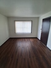 Building Photo - 4976 N 47th St