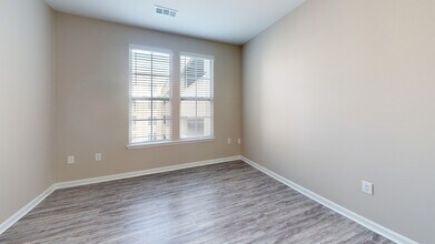 Interior Photo - The Quarters at Towson Town Center