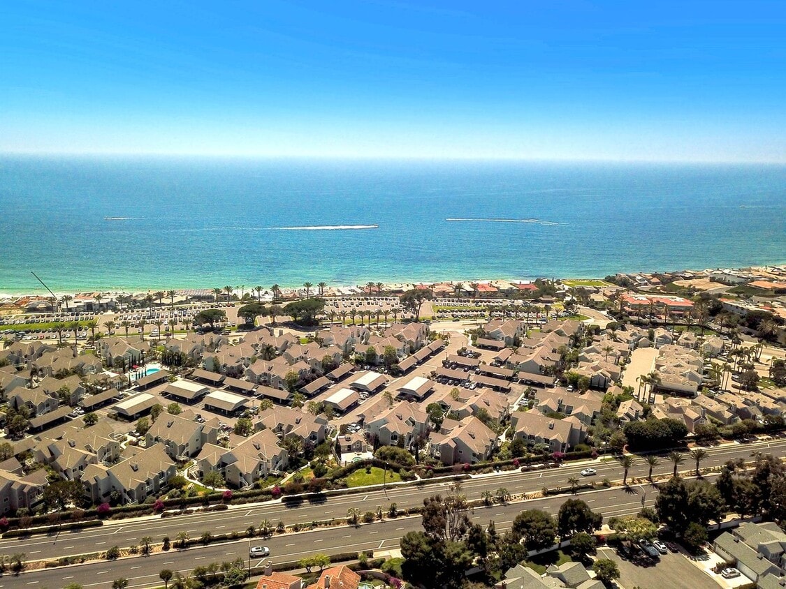 Primary Photo - HIGHLY Upgraded 2 Bed/2 Bath, Dana Point S...