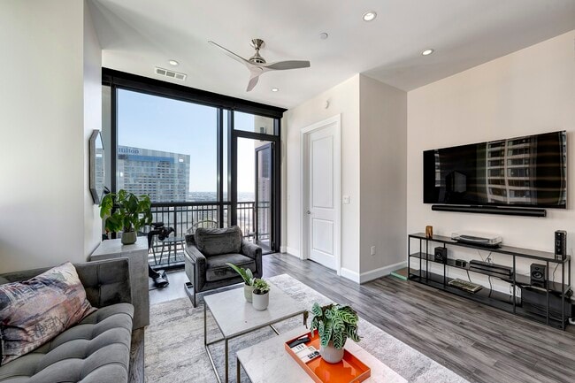 Foto del edificio - 1211 Caroline St