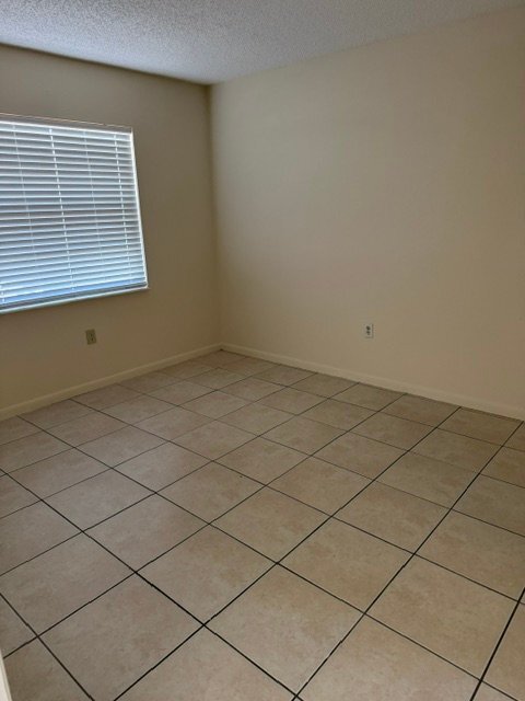 Foto del edificio - 411 Spruce Ave
