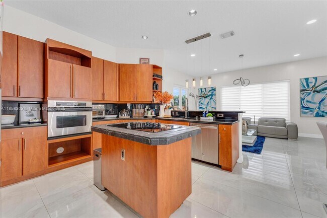 Foto del edificio - 14401 SW 33rd Ct