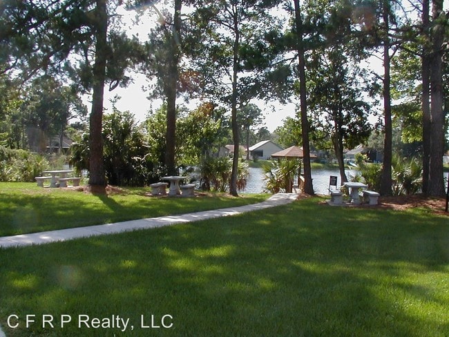 Building Photo - 102 Long Leaf Pine Ct