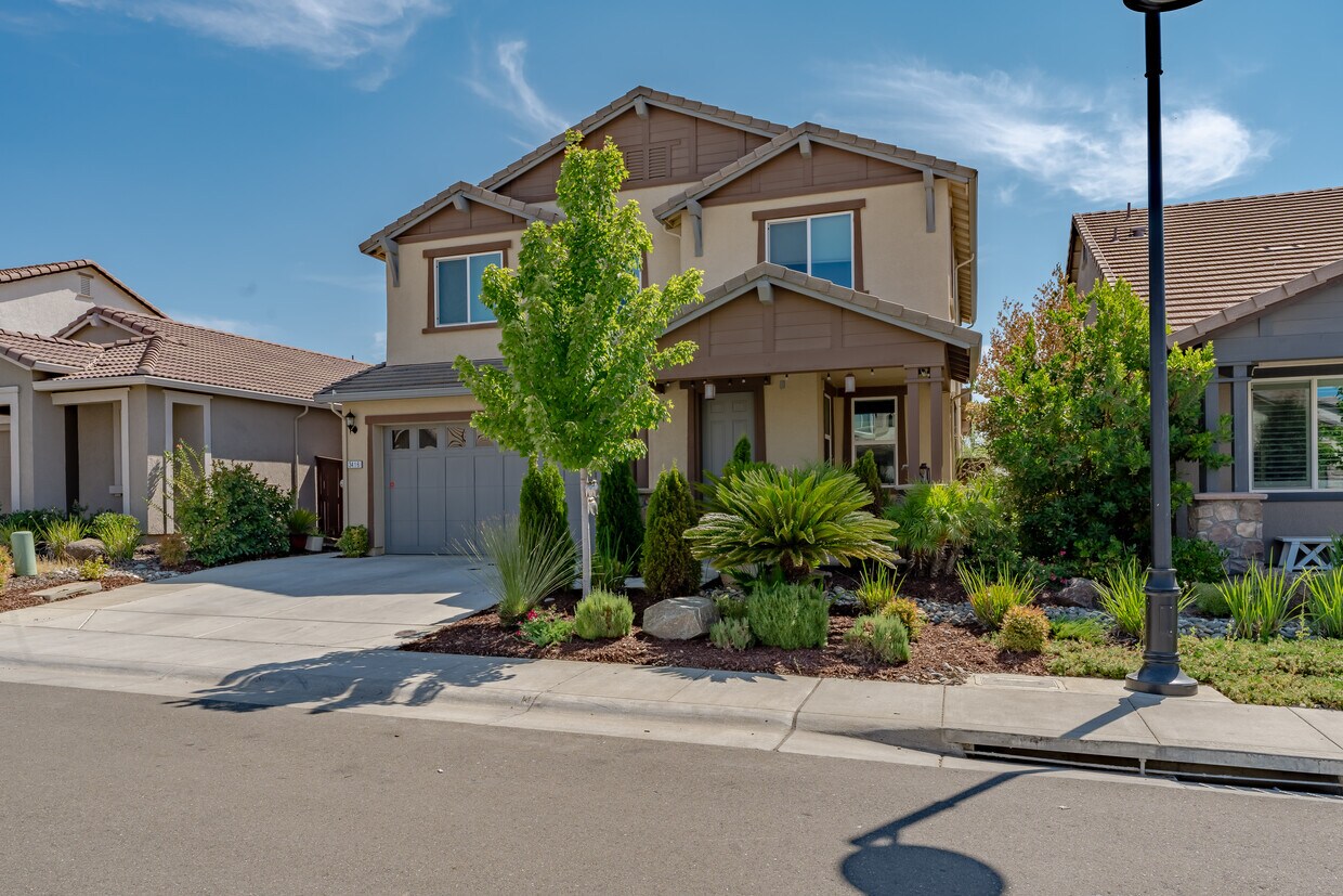 3416 Coyote Brush Dr, Folsom, CA 95630 House Rental in Folsom, CA