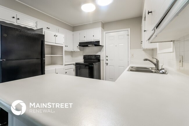 Building Photo - 1703 Fedderson Dr