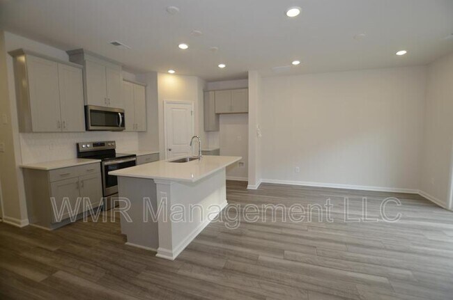 Foto del edificio - 3833 County Down Ave
