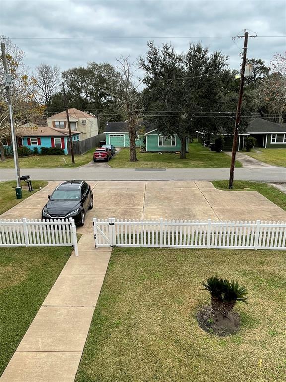 1018 S Booth Ln, Alvin, TX 77511 Condo for Rent in Alvin, TX