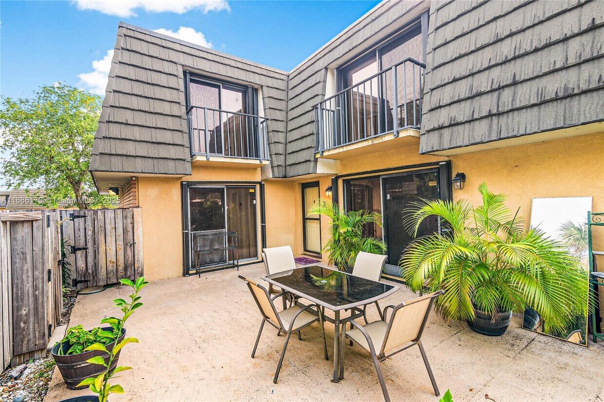 Foto principal - 133 Heritage Way