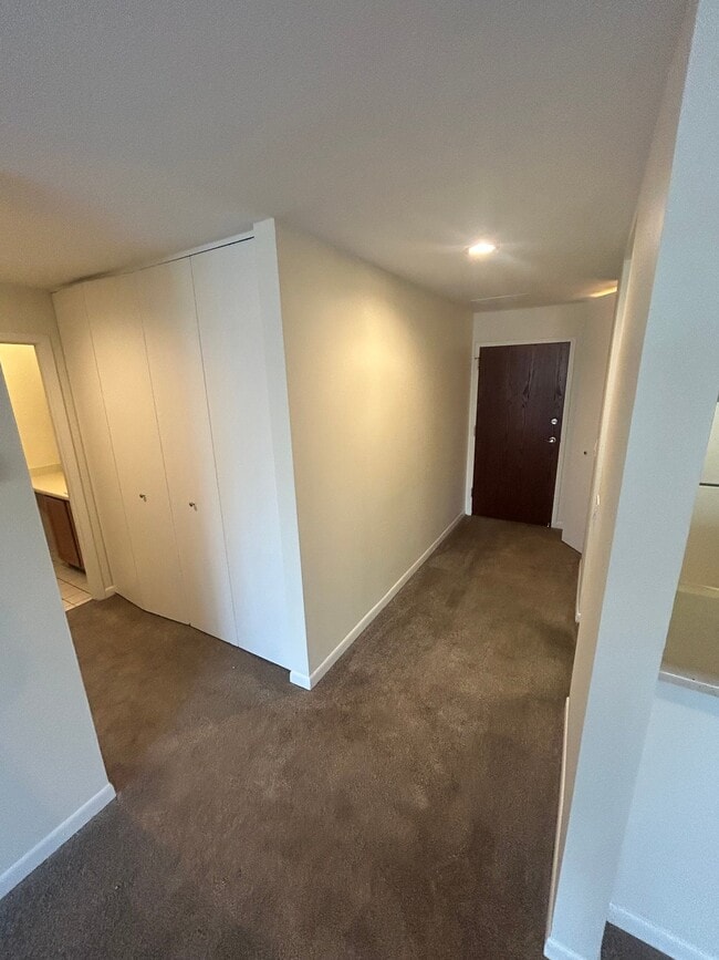 Foto del edificio - 5750 Abbey Dr