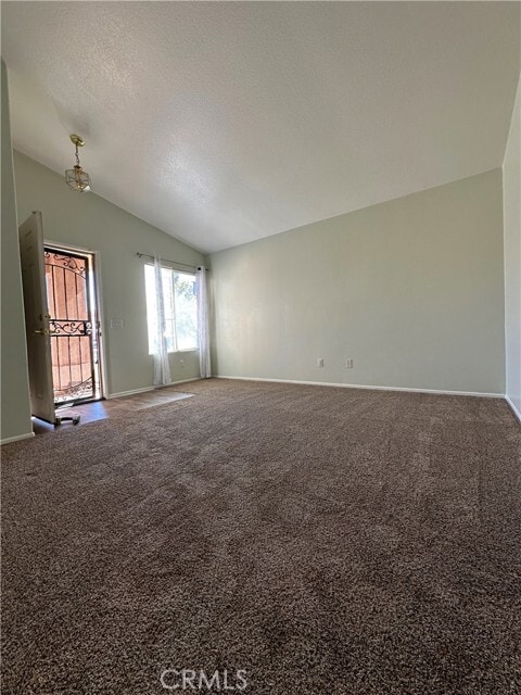 Foto del edificio - 14662 Green River Rd