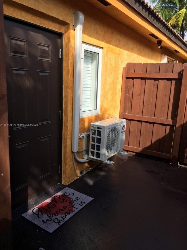 Foto del edificio - 15359 SW 172nd Terrace