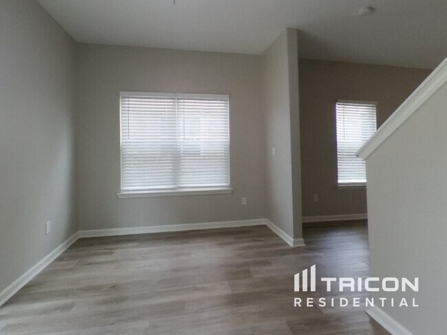 Foto del edificio - 287 Stonewood Crossing Dr