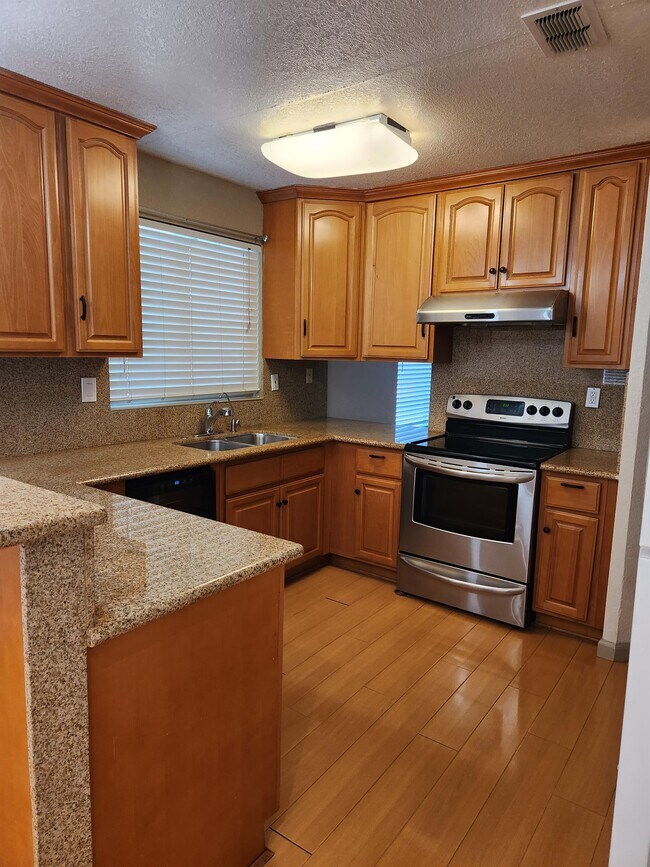 Foto del edificio - 4570 Armadale Way