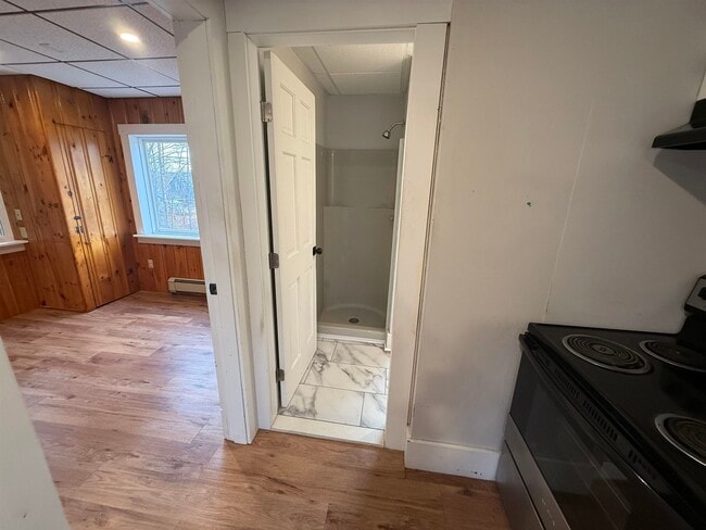 Building Photo - 11 Pearl Ln