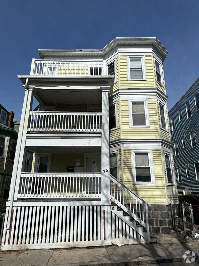 Building Photo - 33 W Tremlett St