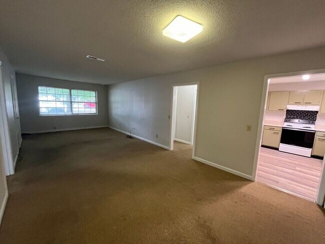 Foto del edificio - 1845 Dana Ln