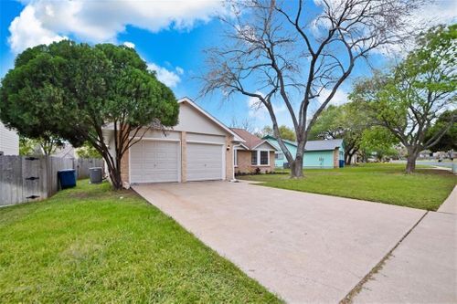 Building Photo - 12301 Cabana Ln